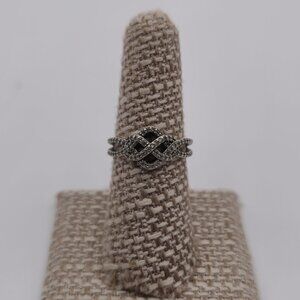 Size 7 Sterling Silver Unique Knot Style Cubic Zirconia Ring A2350
